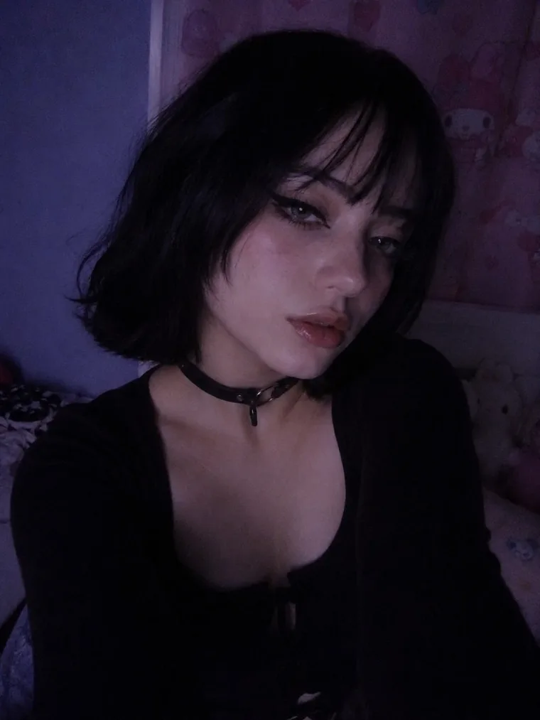 Анкета Евы в Pinch